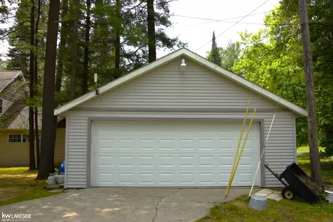3334 E Pinecrest, Gladwin, MI 48624 photo 49