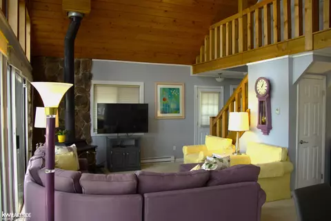 3334 E Pinecrest, Gladwin, MI 48624 photo 9