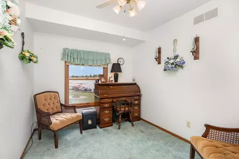 1653 Manchester, Gladwin, MI 48624 photo 18