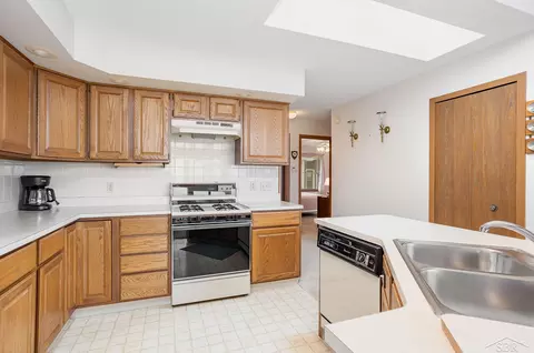 1653 Manchester, Gladwin, MI 48624 photo 35