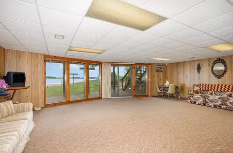 1653 Manchester, Gladwin, MI 48624 photo 19