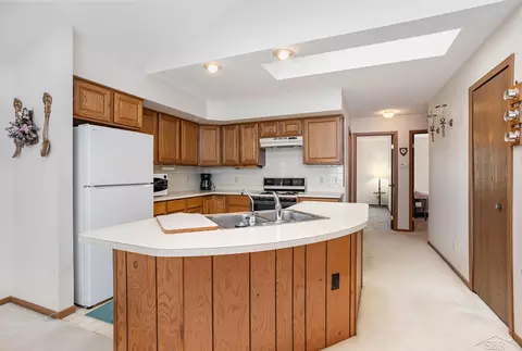 1653 Manchester, Gladwin, MI 48624 photo 5
