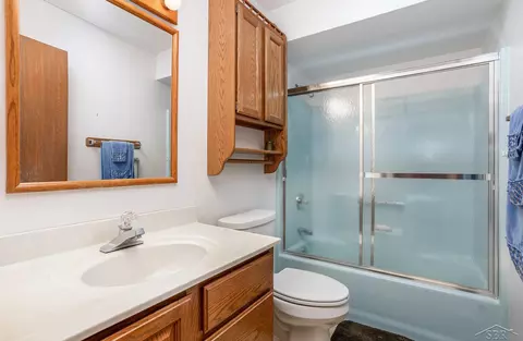 1653 Manchester, Gladwin, MI 48624 photo 17