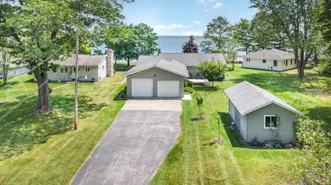 1353 S Bay, Tawas City, MI 48763