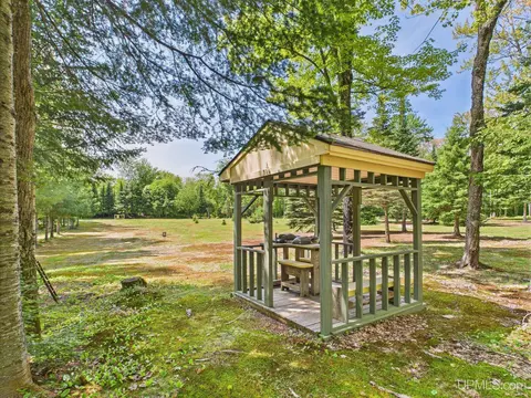 10031 N Ross Lk, Shingleton, MI 49884 photo 41