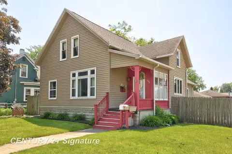 400 Woodside, Bay City, MI 48708