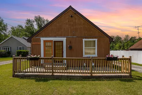 3322 Old Kawkawlin, Bay City, MI 48706