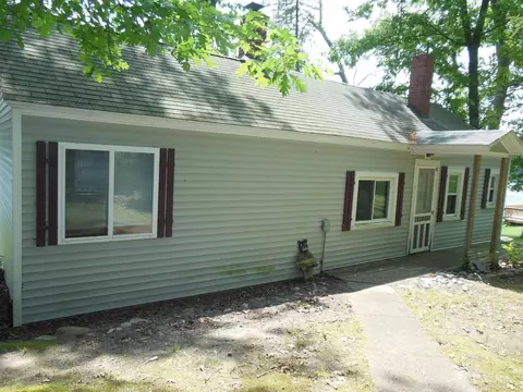 3266 Van Deusen, Harrison, MI 48625 photo 5