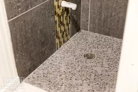 770 Lincoln, Grosse Pointe, MI 48230 photo 33