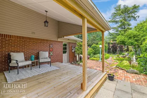 770 Lincoln, Grosse Pointe, MI 48230 photo 35