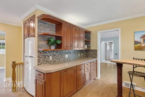 770 Lincoln, Grosse Pointe, MI 48230 photo 7