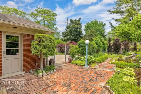 770 Lincoln, Grosse Pointe, MI 48230 photo 42