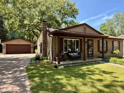 316 Colfax, Fenton, MI 48430