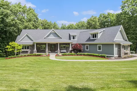12163 Macintosh, Fenton, MI 48430