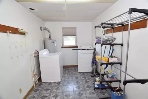4879 E Riv, Freeland, MI 48623 photo 8