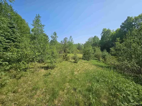 17 25 Ac Division, Iron River, MI 49935