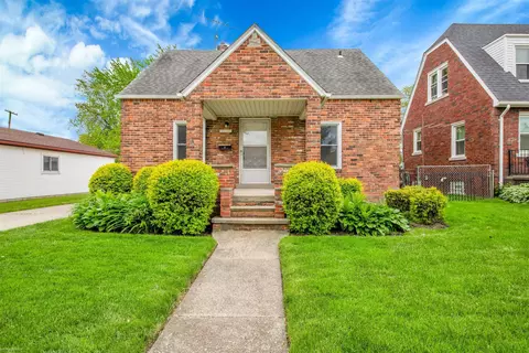 22932 Hoffman, Saint Clair Shores, MI 48082