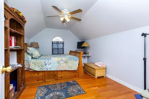 Bedroom - 7520 Colony, Algonac, MI 48001 photo 3 of 4