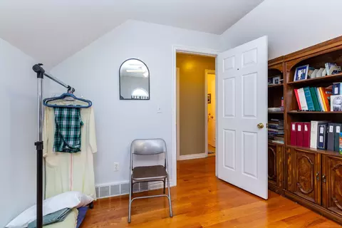 Bedroom - 7520 Colony, Algonac, MI 48001 photo 4 of 4