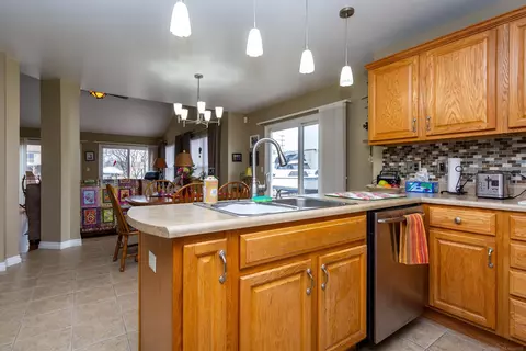 Kitchen - 7520 Colony, Algonac, MI 48001 photo 2 of 3