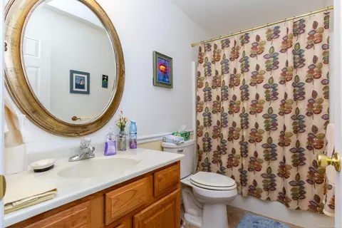 Bath - 7520 Colony, Algonac, MI 48001 photo 3 of 4