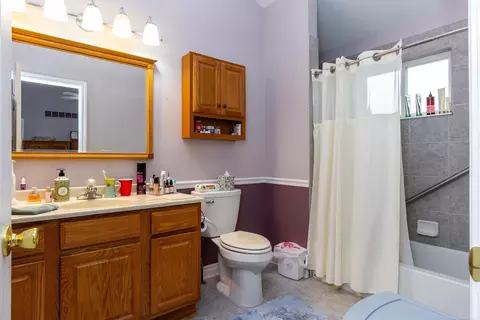 Bath - 7520 Colony, Algonac, MI 48001 photo 1 of 4