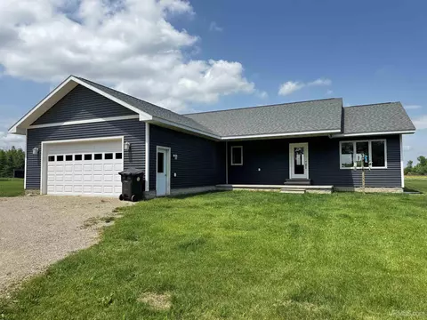 1084 155, Bark River, MI 49807