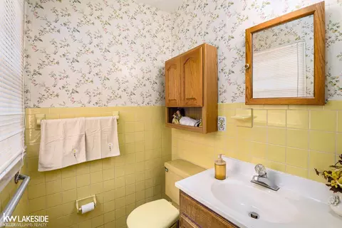 3480 Devonshire, Sterling Heights, MI 48310 photo 13