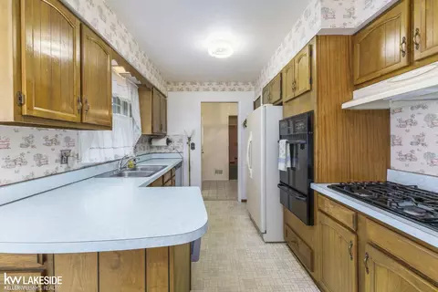 3480 Devonshire, Sterling Heights, MI 48310 photo 8