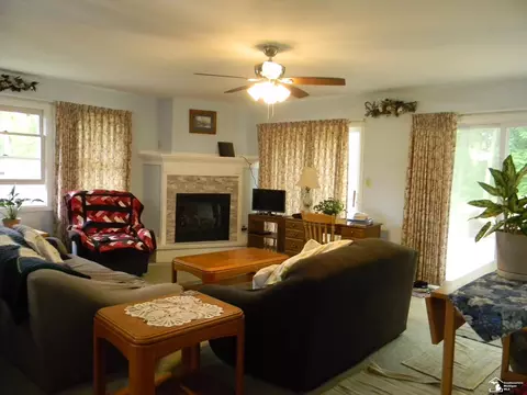 6864 Hazeldell, Temperance, MI 48182 photo 10