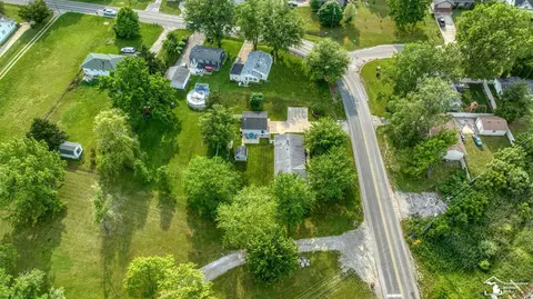View/Area - 1256 Sandy Crk, Monroe, MI 48162 photo 6 of 9