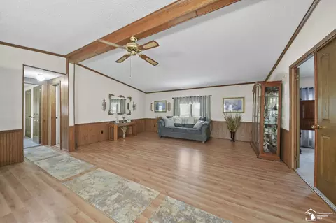 Entry Way - 1256 Sandy Crk, Monroe, MI 48162 photo 3 of 5