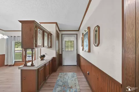 Entry Way - 1256 Sandy Crk, Monroe, MI 48162 photo 1 of 5