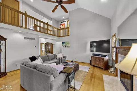 23875 Settlers, Macomb, MI 48042 photo 14