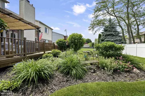 23875 Settlers, Macomb, MI 48042 photo 58
