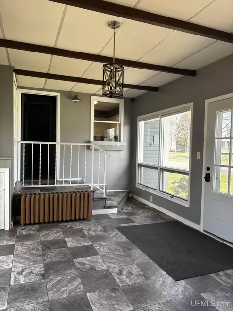 637 N 4th, L'anse, MI 49946 photo 5