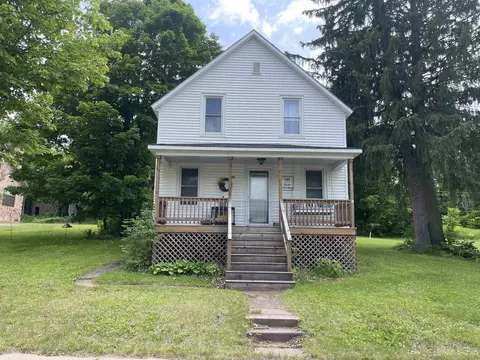 87 Wisconsin, Montreal, WI 54550