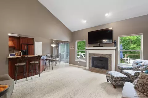 Living - 3054 Windmill, Adrian, MI 49221 photo 2 of 4
