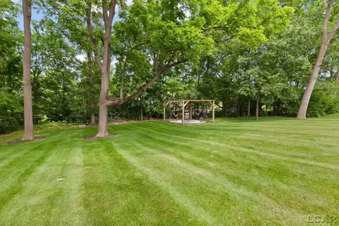 Exterior - 3054 Windmill, Adrian, MI 49221 photo 7 of 14