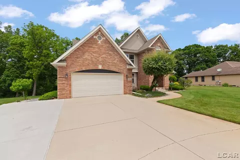 Exterior - 3054 Windmill, Adrian, MI 49221 photo 4 of 14