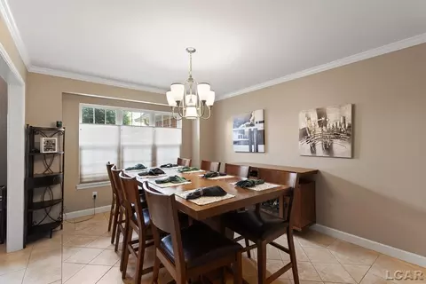 Dining - 3054 Windmill, Adrian, MI 49221 photo 2 of 5