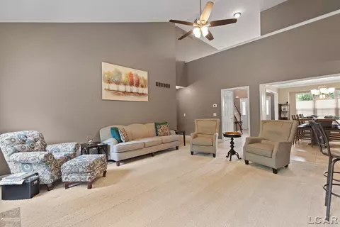 Living - 3054 Windmill, Adrian, MI 49221 photo 4 of 4
