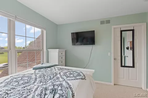 Bedroom - 3054 Windmill, Adrian, MI 49221 photo 4 of 6