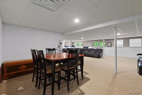 Dining - 3054 Windmill, Adrian, MI 49221 photo 5 of 5