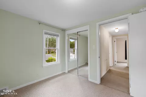 1284 Brys, Grosse Pointe Woods, MI 48236 photo 25