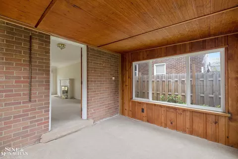 1284 Brys, Grosse Pointe Woods, MI 48236 photo 11