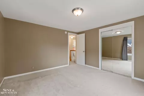 1284 Brys, Grosse Pointe Woods, MI 48236 photo 27
