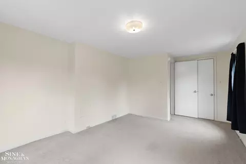 1284 Brys, Grosse Pointe Woods, MI 48236 photo 21