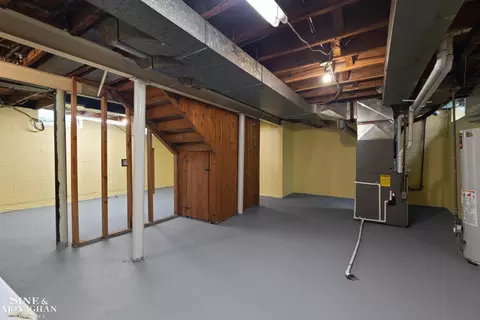 1284 Brys, Grosse Pointe Woods, MI 48236 photo 33