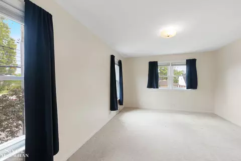 1284 Brys, Grosse Pointe Woods, MI 48236 photo 20